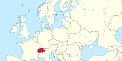 Pasaulio žemėlapis su šveicarija pabrėžta